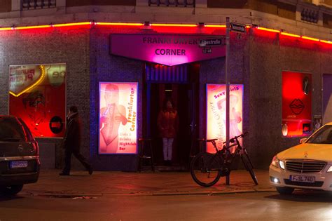 Sex in Hinwil: Brothels, Sex clubs, Cathouse, Parlor